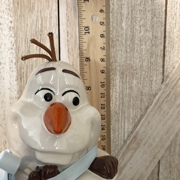 Rae Dunn Disney Frozen Olaf I Like Warm Hugs Canister - Picture 4 of 4